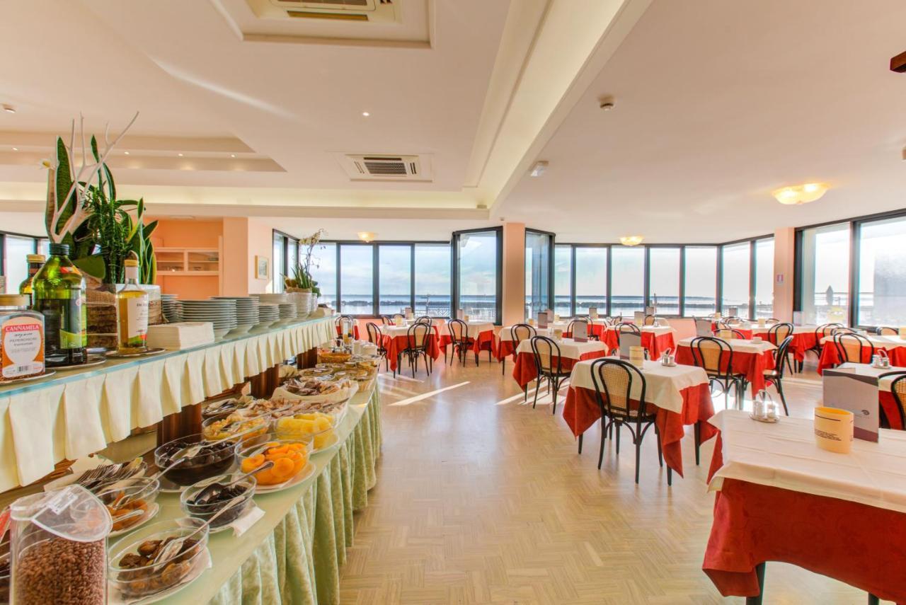 Hotel Royal-Spiaggia Gatteo a Mare Eksteriør bilde