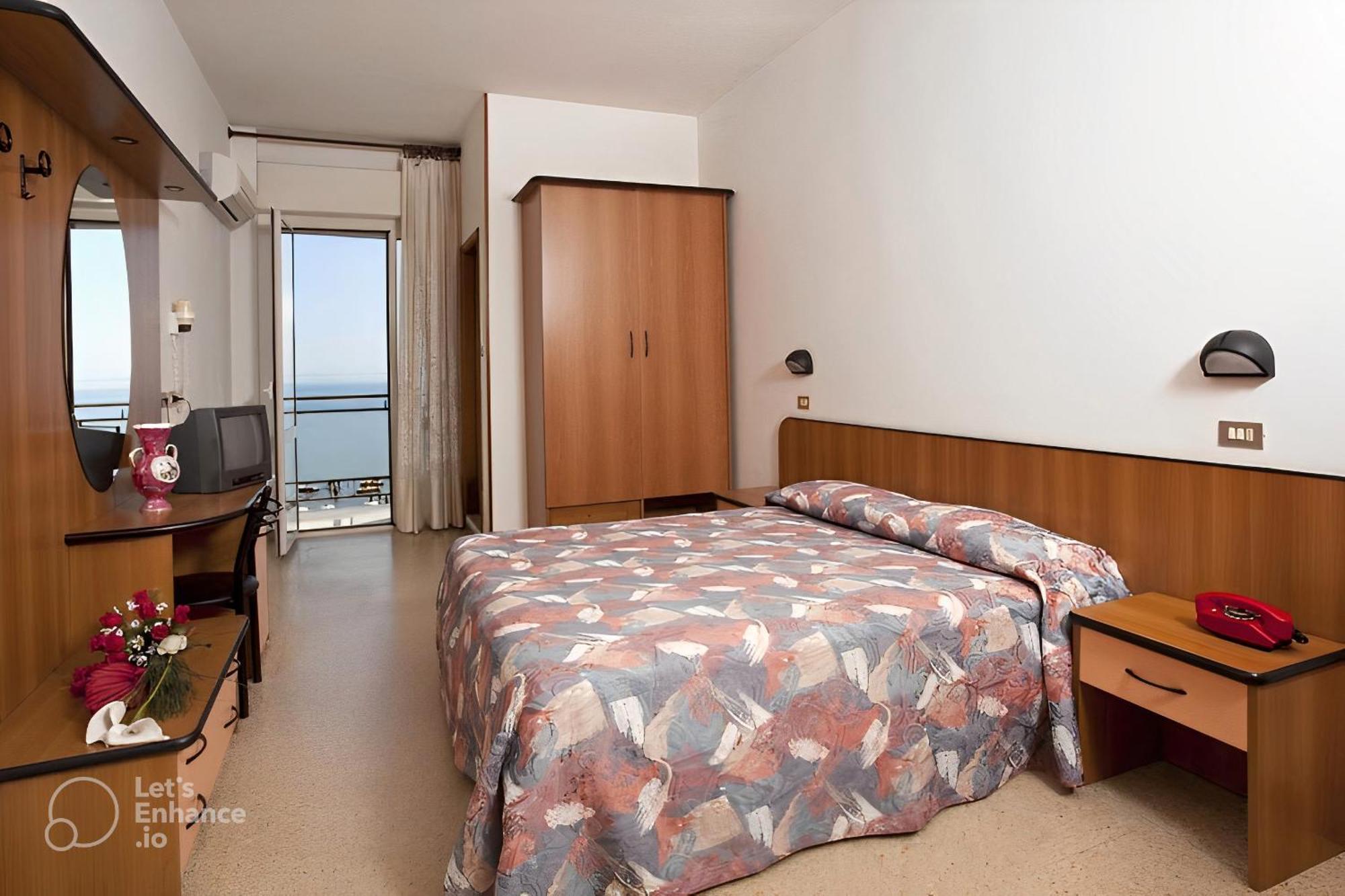 Hotel Royal-Spiaggia Gatteo a Mare Eksteriør bilde